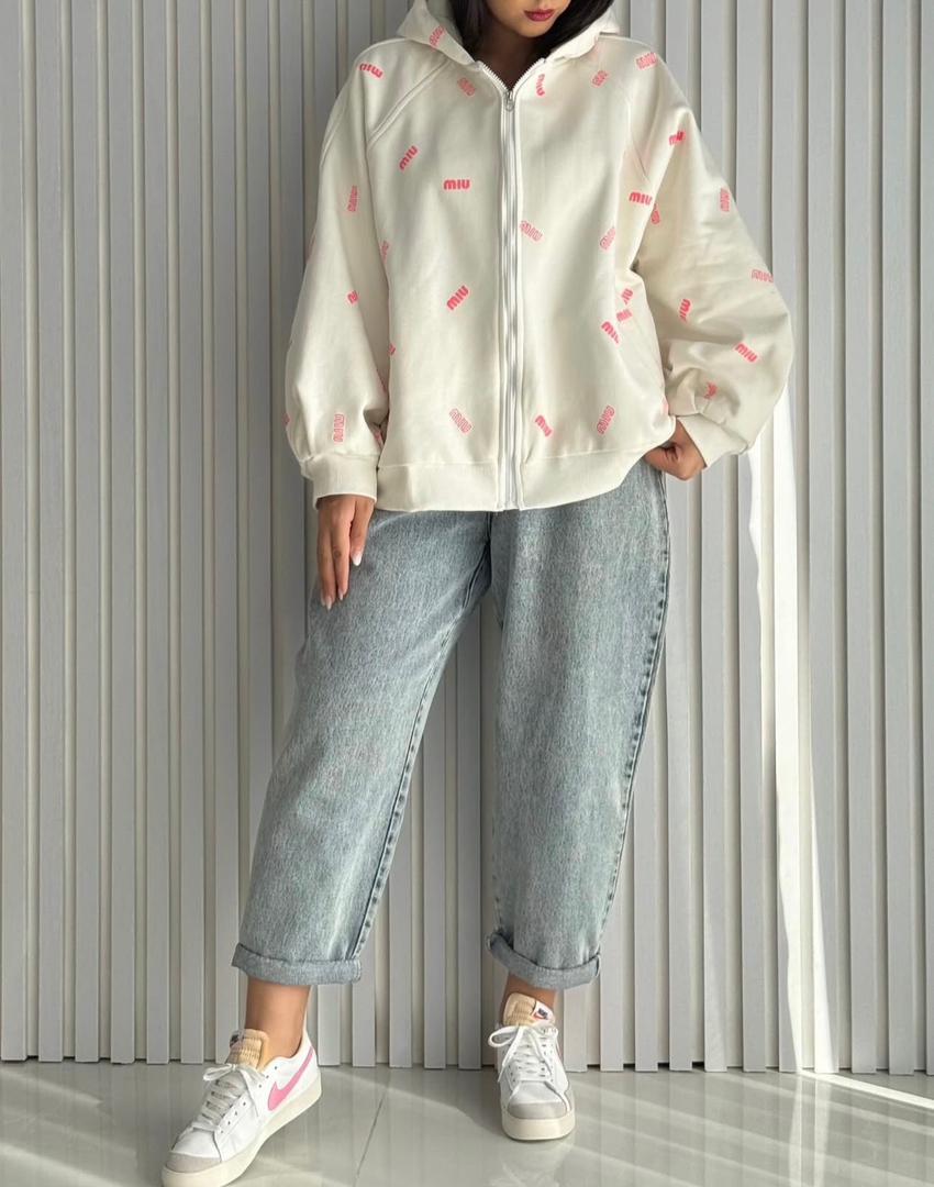 WhatsApp Image 2025-11-17 at 16.23.53