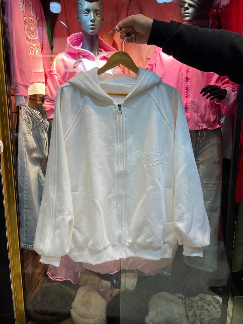 WhatsApp Image 2025-12-06 at 15.51.06